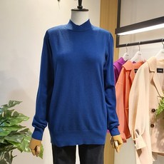 오프리미츠 크로스넥 비스코스 니트(B20KT2A11)
