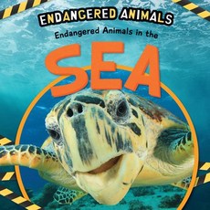 (영문도서) Endangered Animals in the Sea Paperback, PowerKids Press, English, 9781725336308