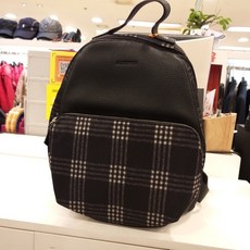 b7eaa5f479307f8d934d6a399b8b23f631e64b040e673f2437ab2e7ec572.jpg
