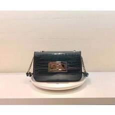 셀린느클러치온체인