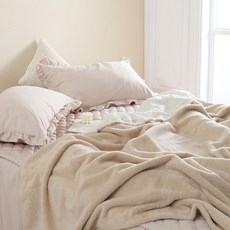 26f2c60d50d2a55ce6b6c08ba48b38493f873213ffcd76dfef95e89c4dae.jpg