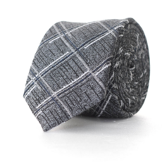 바쏘옴므넥타이