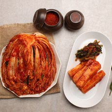 [마녀바스켓]국내산 마녀 포기김치2kg+총각김치2kg, 2kg, 1개