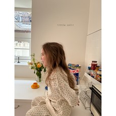 키즈티셔츠 유아 여아 남아 주니어 데일리 와플꽃맨투맨
