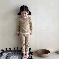 e84dbcf6ae97ef6b590b372b5a4baa391ed2723d2ffff78a7785b42903a9.jpg