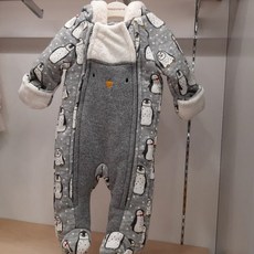 95a439c8463730fc64a162fa9000bd6de3894154117f02b8a79caf780ff8.jpg
