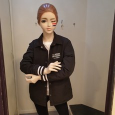 82295786dcd4ef84442f9be81591a31c8d1b16640cd19af8bf9bd4a02427.jpg