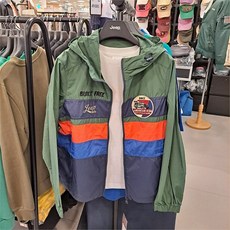c2b01d4b110ef2f71e0c455a20bce9a0a95bae1cca63f3173aa2d2bca1f8.jpg