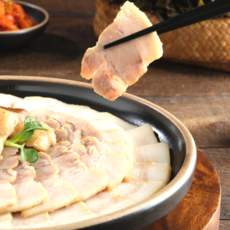  [100% 삼겹살] 수제 돼지고기 삼겹 보쌈 수육 [찐 전주맛집 끝강족발] 냉장 슬라이스, 300g, 5개, 냉장 수제 삼겹보쌈 