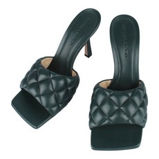 보테가베네타뮬