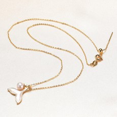 고래꼬리목걸이