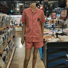 99be173603d6e1bcf02c79704203778d4215edb93b781bae9b95b1f7a03e.jpg
