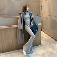 겨울 가을 계절 짧은 타입 슬림핏 상의 부츠컷 투수영복 패션 여성의류