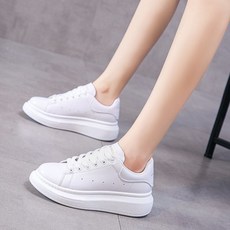 키높이하이스니커즈