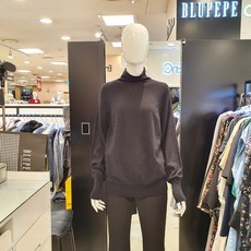 블루페페 터틀넥 메리노울 니트