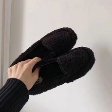 가을슬립온 인싸템 털 신발 여성 겨울아우터 와이드 로퍼 모카신 기모 융 보온 패딩부츠