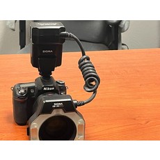 니콘D80시그마Em140DG링플래시니콘 AFs 마이크로니코르 105mm, 1개