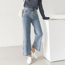 589eb953f3549009bace90af3258ce2664c036d6a69cf5c61bff664ab8ca.jpg