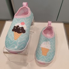 슈펜아쿠아슈즈