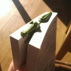 잠복한 악어 입체 하마 3D 책갈피 창의적인 책갈피의 심플하고 귀여운 생일선물, 08 빨간색 스탠드