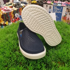dbed91ba20dce0a9959b6b2a360b9774fec71340cf223e678d3301a60b44.jpg