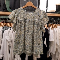 일로딜로날개블라우스