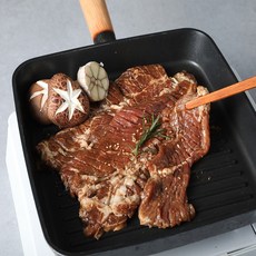 갈비아저씨 1.8kg 9인분 대용량 수제양념 돼지갈비 맛 양념목살, 3개, 600g