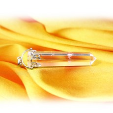 수정원석육각기둥