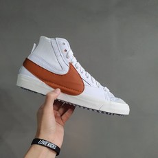 나이키블레이저미드77점보