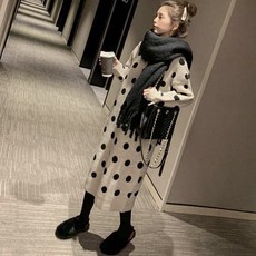 e9215266abef5e6bc8277b4816e1c53d338148cc5a5607d7a5742940a048.jpg