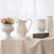 화이트도자기화병