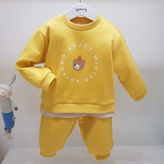 아가방 24 겨울 베이비페어! 폭신해요 따뜻해요 기모 맨투맨 유아 상하세트! 두가지 컬러 모두 다 이쁨 유아 기모 상하복! 데일리 놀이복 어린이집 갈때도 좋은 유아 외출복