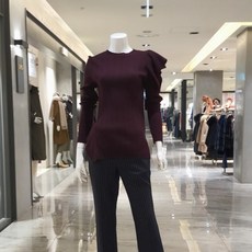 지고트 러플 장식 울 혼방 골지 풀오버 니트