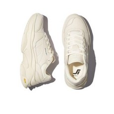 질스튜어트운동화