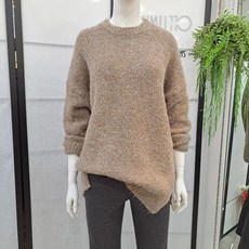 오프리미츠 라운드넥 모헤어 트임 니트