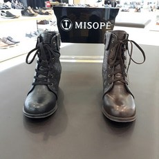 미소페여성워커