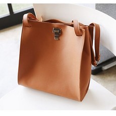 bb32b40e9e70a6969bf5a10c999d7d0910413d2a8eacb501f6e466a251d0.jpg