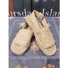 써스데이아일랜드플라워에스파듀