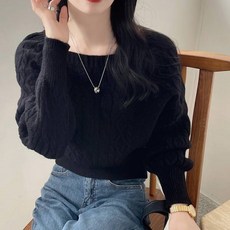 [랜덤플레이] 스퀘어넥 꽈배기 가오리 니트 스웨터