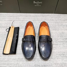 Berluti Scritto SS24 남성 구두 수제 문신 색칠 한 발 디딜 러플 신발 운전화 콩팥 신발 3 배색 - 벨루티구두