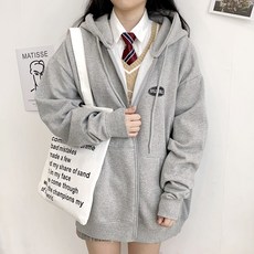 c3ad8b2d7fd0a8eecc678b728bf2a73e64e0dc9b68a2537c55f51bbc5e8f.jpg