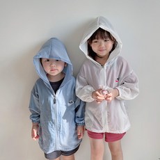 돌아기바람막이