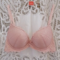 트라이엄프레이스팬티