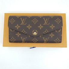 루이비통 명품LOUIS VUITTON 사라 월릿 코클리코 모노그램 장지갑 M62236