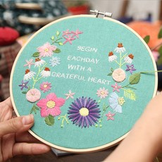 ca3ac9016fe5eb0588e11ac51483dc1d5e471cee29e09af9c150a1ad7b61.jpg
