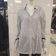 블루페페티셔츠