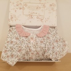밍크뮤 [24S/S출산선물]WH)도트플라워7부우주복&도트플라워손싸개세트(34370-041-08*34170-008-09) 111737