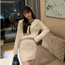 b81457e681680c8b15de4bc0c35f79bf44fa0d0d4e8b79435ae5c29113a3.jpg