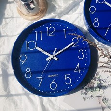 올해의 색상 클래식블루 무소음 벽시계 30cm, 단일상품