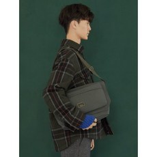 빈폴ACC [빈폴ACC] 남성 카키 트루퍼 크로스백 (BE97D2M24H)